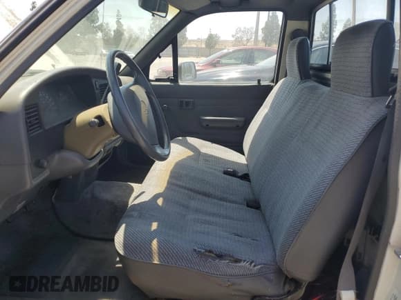 ✅ 1993 Toyota Pickup DX • VIN: JT4RN81P1P5169962 • Лот: 62419845. Опубликован ранее на Copart с пробегом 157 364 миль. Бесплатный доступ к архиву аукционных продаж из США и подробный отчёт об истории автомобиля на DreamBid. Изображение 7.