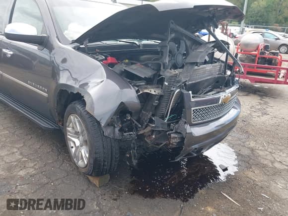 ✅ 2011 Chevrolet Suburban LTZ • VIN: 1GNSKKE38BR169495 • Lot: 43372468. Listed on IAAI with 119,937 mi. Free auction sales archive from the USA and detailed vehicle history report at DreamBid. Image 6.