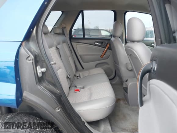 ✅ 2006 Saturn VUE • VIN: 5GZCZ53426S827704 • Lot: 43784957. Wystawiony na IAAI z przebiegiem 160 187 mil. Bezpłatny archiwum sprzedaży aukcyjnych z USA i szczegółowy raport historii pojazdu na DreamBid. Zdjęcie 8.