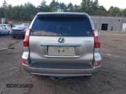 ✅ 2021 Lexus GX 460 Premium • VIN: JTJAM7BX9M5281765 • Lot: 43409337. Wystawiony na IAAI z przebiegiem 62 491 mil. Bezpłatny archiwum sprzedaży aukcyjnych z USA i szczegółowy raport historii pojazdu na DreamBid. Zdjęcie 16.