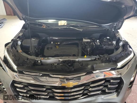 ✅ 2025 Chevrolet Equinox FWD LT • VIN: 3GNAXHEG8SL147832 • Lot: 60558345. Wystawiony na Copart z przebiegiem 324 mil. Bezpłatny archiwum sprzedaży aukcyjnych z USA i szczegółowy raport historii pojazdu na DreamBid. Zdjęcie 12.