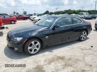 2009 BMW 3 Series 328i xDrive с VIN WBAWC33569PU83635, выставлен на аукционе Copart как лот 61936475 с пробегом 126 434 миль миль и Списание • Salvage title. История ставок и продаж доступна на DreamBid. Изображение 1.