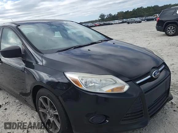 ✅ 2012 Ford Focus S • VIN: 1FAHP3E29CL443587 • Lot: 86248665. Listed on Copart with 220,586 mi. Free auction sales archive from the USA and detailed vehicle history report at DreamBid. Image 13.