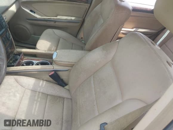 ✅ 2011 Mercedes-Benz M 350 • VIN: 4JGBB5GB0BA723234 • Lot: 42792256. Listed on IAAI with 284,987 mi. Free auction sales archive from the USA and detailed vehicle history report at DreamBid. Image 6.