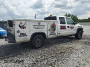 ✅ 2002 Chevrolet Silverado 1500 • VIN: 1GBHC29U62E300518 • Лот: 54900015. Опубликован ранее на Copart с пробегом Не указан. Бесплатный доступ к архиву аукционных продаж из США и подробный отчёт об истории автомобиля на DreamBid. Изображение 3.