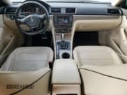 ✅ 2016 Volkswagen Passat SE • VIN: 1VWBT7A35GC022356 • Лот: 91864785. Опубликован ранее на Copart с пробегом 159 713 миль. Бесплатный доступ к архиву аукционных продаж из США и подробный отчёт об истории автомобиля на DreamBid. Изображение 8.