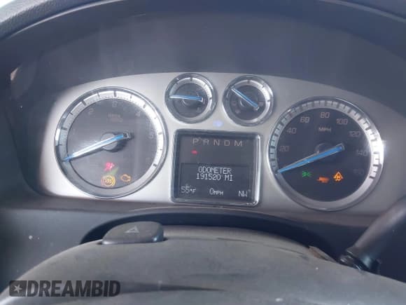 ✅ 2009 Cadillac Escalade • VIN: 1GYFC23259R204628 • Lot: 43025478. Wystawiony na IAAI z przebiegiem 191 520 mil. Bezpłatny archiwum sprzedaży aukcyjnych z USA i szczegółowy raport historii pojazdu na DreamBid. Zdjęcie 7.