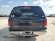 ✅ 2000 Ford Excursion Limited • VIN: 1FMNU42S5YEB35582 • Lot: 70335684. Wystawiony na Copart z przebiegiem 236 771 mil. Bezpłatny archiwum sprzedaży aukcyjnych z USA i szczegółowy raport historii pojazdu na DreamBid. Zdjęcie 6.