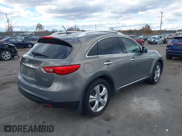 ✅ 2011 Infiniti FX • VIN: JN8AS1MW8BM140820 • Лот: 43652622. Опубликован ранее на IAAI с пробегом 133 194 миль. Бесплатный доступ к архиву аукционных продаж из США и подробный отчёт об истории автомобиля на DreamBid. Изображение 4.