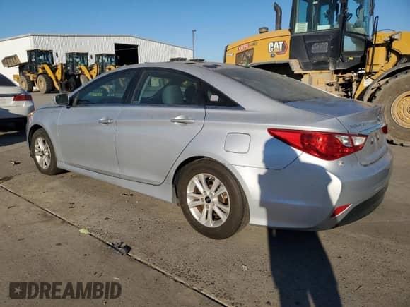 2014 Hyundai Sonata GLS с VIN 5NPEB4AC5EH934665, выставлен на аукционе Copart как лот 82528825 с пробегом 170 417 миль миль и Списание • Salvage title. История ставок и продаж доступна на DreamBid. Изображение 2.