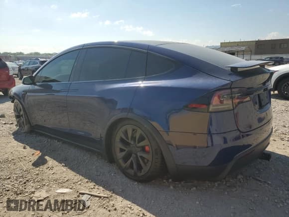 ✅ 2023 Tesla Model X Plaid • VIN: 7SAXCBE60PF395469 • Lot: 69798775. Wystawiony na Copart z przebiegiem 30 189 mil. Bezpłatny archiwum sprzedaży aukcyjnych z USA i szczegółowy raport historii pojazdu na DreamBid. Zdjęcie 2.