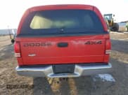 ✅ 2000 Dodge Dakota Sport • VIN: 1B7GG2AN2YS770376 • Lot: 42437485. Wystawiony na Copart z przebiegiem 196 906 mil. Bezpłatny archiwum sprzedaży aukcyjnych z USA i szczegółowy raport historii pojazdu na DreamBid. Zdjęcie 6.