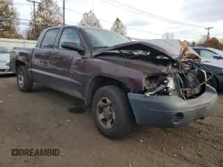 2005 Dodge Dakota ST с VIN 1D7HW28K25S288625, выставлен на аукционе Copart как лот 78359414 с пробегом 144 655 миль миль и Списание • Salvage title. История ставок и продаж доступна на DreamBid. Изображение 4.