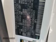 ✅ 2022 Kia EV6 Light • VIN: KNDC34LB9N5056523 • Lot: 57764034. Wystawiony na Copart z przebiegiem 33 042 mil. Bezpłatny archiwum sprzedaży aukcyjnych z USA i szczegółowy raport historii pojazdu na DreamBid. Zdjęcie 13.