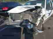 1998 Chevrolet Silverado 1500 z VIN 1GCEC19R1WE151719, wystawiony jako IAAI lot #43299414 z przebiegiem 223 085 mil mil oraz . Historia ofert i sprzedaży dostępna na DreamBid. Obrazek 6.