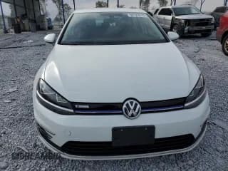 ✅ 2019 Volkswagen Golf SE • VIN: WVWKR7AU4KW914812 • Lot: 92724215. Wystawiony na Copart z przebiegiem 46 925 mil. Bezpłatny archiwum sprzedaży aukcyjnych z USA i szczegółowy raport historii pojazdu na DreamBid. Zdjęcie 5.