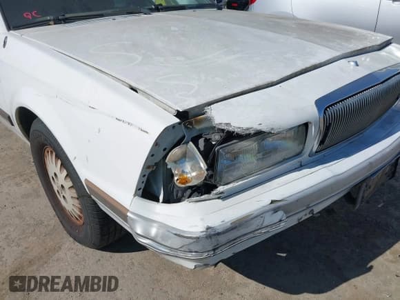 ✅ 1995 Buick Century Limited SL • VIN: 1G4AG55M3S6420887 • Лот: 42223246. Опубликован ранее на IAAI с пробегом 152 622 миль. Бесплатный доступ к архиву аукционных продаж из США и подробный отчёт об истории автомобиля на DreamBid. Изображение 6.