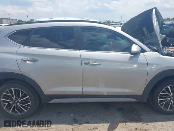 2020 Hyundai Tucson SEL with VIN KM8J33AL9LU230876, listed as a IAAI auction lot 42917147 with Not provided miles and . Bid and sale history available at DreamBid. Image 12.
