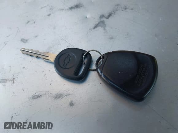 ✅ 2005 Chevrolet Suburban LT • VIN: 3GNEC16Z65G141285 • Lot: 43822728. Listed on IAAI with 189,940 mi. Free auction sales archive from the USA and detailed vehicle history report at DreamBid. Image 11.