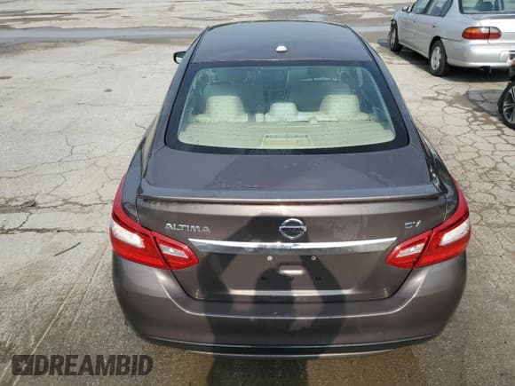✅ 2017 Nissan Altima SL • VIN: 1N4AL3APXHC199339 • Lot: 59585925. Listed on Copart with 202,980 mi. Free auction sales archive from the USA and detailed vehicle history report at DreamBid. Image 6.
