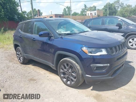 2019 Jeep Compass Limited с VIN 3C4NJDCB1KT696462, выставлен на аукционе IAAI как лот 42959084 с пробегом 28 206 миль миль и . История ставок и продаж доступна на DreamBid. Изображение 1.