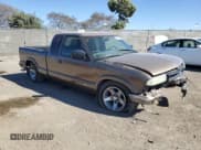 ✅ 2003 Chevrolet S-10 LS • VIN: 1GCCS19X038106564 • Лот: 46473045. Опубликован ранее на Copart с пробегом 159 955 миль. Бесплатный доступ к архиву аукционных продаж из США и подробный отчёт об истории автомобиля на DreamBid. Изображение 4.