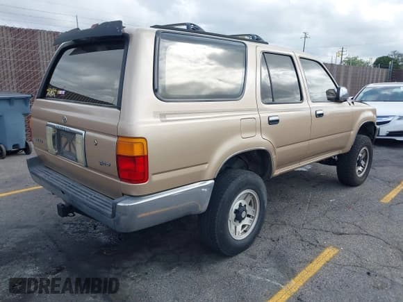 ✅ 1995 Toyota 4Runner • VIN: JT3VN29V1S0058952 • Лот: 42131841. Опубликован ранее на IAAI с пробегом 161 161 миль. Бесплатный доступ к архиву аукционных продаж из США и подробный отчёт об истории автомобиля на DreamBid. Изображение 4.