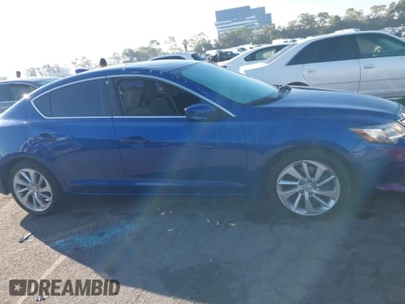 ✅ 2016 Acura ILX • VIN: 19UDE2F34GA023643 • Lot: 43495285. Listed on IAAI with 164,073 mi. Free auction sales archive from the USA and detailed vehicle history report at DreamBid. Image 13.
