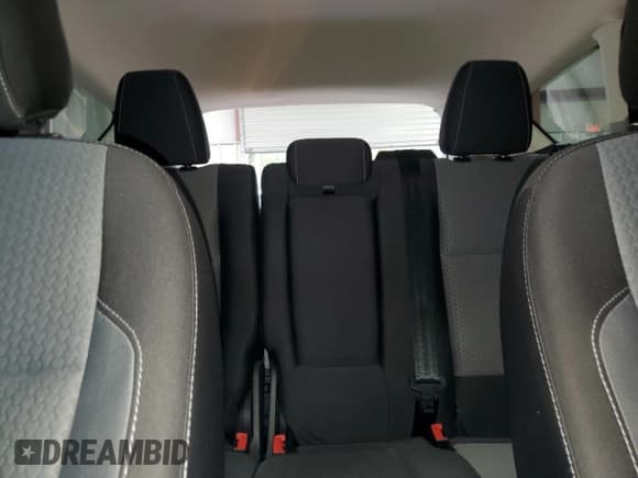 ✅ 2019 Ford Escape SE • VIN: 1FMCU9GD9KUA09270 • Lot: 68672485. Wystawiony na Copart z przebiegiem 43 856 mil. Bezpłatny archiwum sprzedaży aukcyjnych z USA i szczegółowy raport historii pojazdu na DreamBid. Zdjęcie 10.