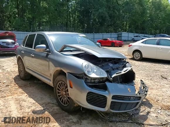 ✅ 2006 Porsche Cayenne Turbo • VIN: WP1AC29PX6LA91341 • Lot: 65897795. Listed on Copart with 117,318 mi. Free auction sales archive from the USA and detailed vehicle history report at DreamBid. Image 14.
