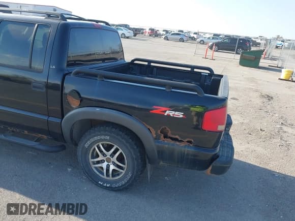 ✅ 2003 Chevrolet S-10 LS • VIN: 1GCDT13X73K174597 • Лот: 42046222. Опубликован ранее на IAAI с пробегом 150 016 миль. Бесплатный доступ к архиву аукционных продаж из США и подробный отчёт об истории автомобиля на DreamBid. Изображение 14.