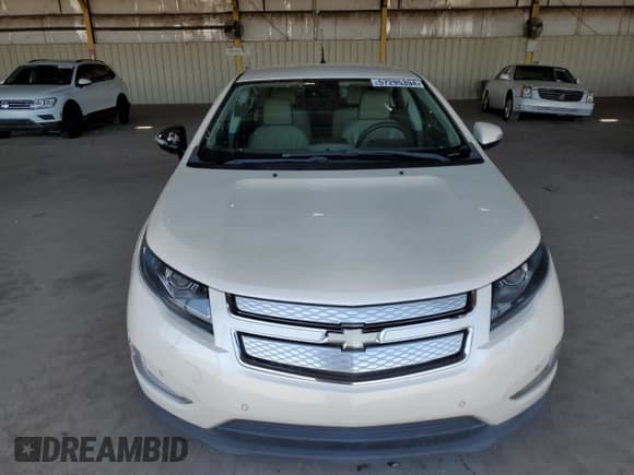 ✅ 2013 Chevrolet Volt • VIN: 1G1RD6E46DU112450 • Lot: 57295394. Wystawiony na Copart z przebiegiem 63 422 mil. Bezpłatny archiwum sprzedaży aukcyjnych z USA i szczegółowy raport historii pojazdu na DreamBid. Zdjęcie 5.