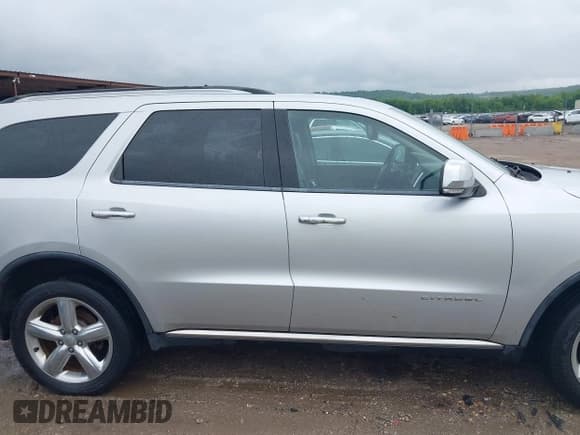 ✅ 2013 Dodge Durango Citadel • VIN: 1C4RDHEG0DC529517 • Lot: 42477239. Listed on IAAI with 241,092 mi. Free auction sales archive from the USA and detailed vehicle history report at DreamBid. Image 14.