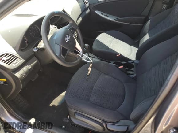 ✅ 2016 Hyundai Accent SE • VIN: KMHCT5AE4GU252876 • Лот: 66033434. Опубликован ранее на Copart с пробегом 120 192 миль. Бесплатный доступ к архиву аукционных продаж из США и подробный отчёт об истории автомобиля на DreamBid. Изображение 7.