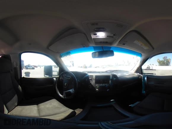 ✅ 2014 Chevrolet Silverado 2500HD LT • VIN: 1GC1KXC82EF139303 • Lot: 42747537. Listed on IAAI with 271,409 mi. Free auction sales archive from the USA and detailed vehicle history report at DreamBid. Image 19.