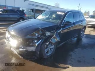 ✅ 2019 Mercedes-Benz GLC 300 • VIN: WDC0G4KB2KV164447 • Lot: 86790015. Wystawiony na Copart z przebiegiem 68 218 mil. Bezpłatny archiwum sprzedaży aukcyjnych z USA i szczegółowy raport historii pojazdu na DreamBid. Zdjęcie 1.