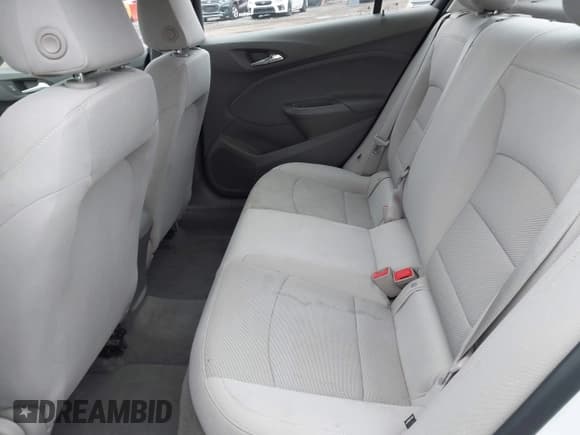 ✅ 2018 Chevrolet Cruze LS • VIN: 1G1BC5SM0J7218504 • Lot: 43614029. Listed on IAAI with 81,472 mi. Free auction sales archive from the USA and detailed vehicle history report at DreamBid. Image 8.