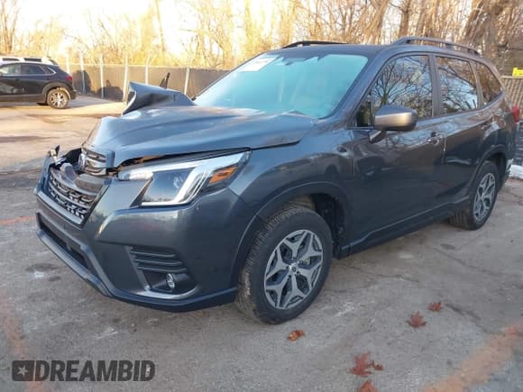 ✅ 2024 Subaru Forester Premium • VIN: JF2SKADC6RH462947 • Lot: 43861738. Listed on IAAI with 34,564 mi. Free auction sales archive from the USA and detailed vehicle history report at DreamBid. Image 2.