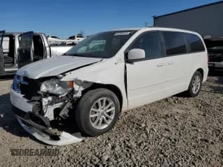 ✅ 2015 Dodge Grand Caravan SXT • VIN: 2C4RDGCG1FR686982 • Lot: 92595575. Listed on Copart with 199,065 mi. Free auction sales archive from the USA and detailed vehicle history report at DreamBid. Image 1.