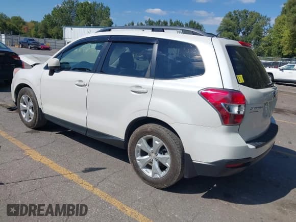 ✅ 2014 Subaru Forester Premium • VIN: JF2SJACC6EG497914 • Lot: 43222628. Wystawiony na IAAI z przebiegiem 171 585 mil. Bezpłatny archiwum sprzedaży aukcyjnych z USA i szczegółowy raport historii pojazdu na DreamBid. Zdjęcie 3.