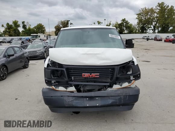 ✅ 2017 GMC Savana Cargo • VIN: 1GTW7BFF4H1136053 • Lot: 68243805. Listed on Copart with 60,550 mi. Free auction sales archive from the USA and detailed vehicle history report at DreamBid. Image 5.