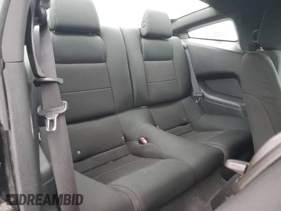 2014 Ford Mustang V6 с VIN 1ZVBP8AM6E5314618, выставлен на аукционе Copart как лот 85578705 с пробегом 185 934 миль миль и Списание • Salvage title. История ставок и продаж доступна на DreamBid. Изображение 10.