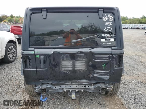 ✅ 2022 Jeep Wrangler Unlimited Sport S • VIN: 1C4HJXDG2NW165648 • Lot: 80365705. Listed on Copart with 39,990 mi. Free auction sales archive from the USA and detailed vehicle history report at DreamBid. Image 6.