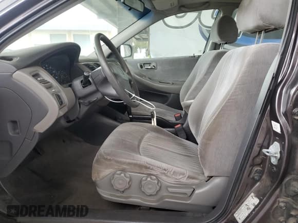 ✅ 1998 Honda Accord LX • VIN: 1HGCG5640WA078802 • Lot: 70937415. Listed on Copart with Not provided. Free auction sales archive from the USA and detailed vehicle history report at DreamBid. Image 7.