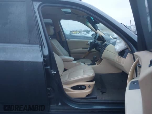 ✅ 2004 BMW X3 3.0i • VIN: WBXPA93424WC33594 • Lot: 43599982. Listed on IAAI with 180,636 mi. Free auction sales archive from the USA and detailed vehicle history report at DreamBid. Image 5.