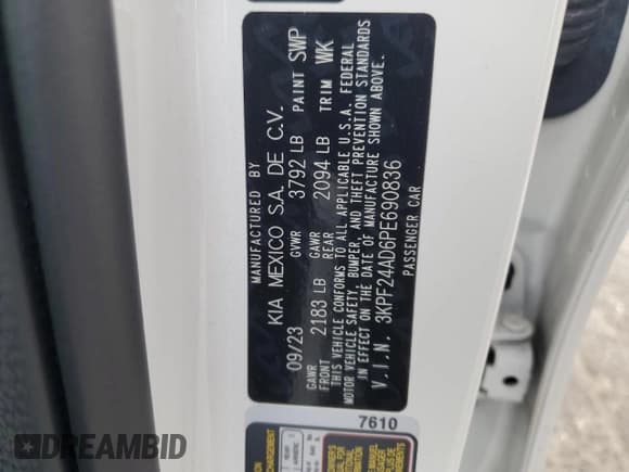 ✅ 2023 Kia Forte LXS • VIN: 3KPF24AD6PE690836 • Lot: 81924115. Wystawiony na Copart z przebiegiem 11 385 mil. Bezpłatny archiwum sprzedaży aukcyjnych z USA i szczegółowy raport historii pojazdu na DreamBid. Zdjęcie 13.