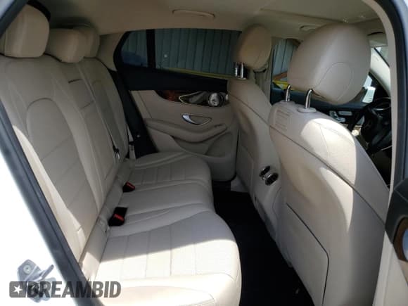 ✅ 2017 Mercedes-Benz GLC 300 • VIN: WDC0J4KB3HF194898 • Lot: 59907785. Wystawiony na Copart z przebiegiem 128 373 mil. Bezpłatny archiwum sprzedaży aukcyjnych z USA i szczegółowy raport historii pojazdu na DreamBid. Zdjęcie 12.