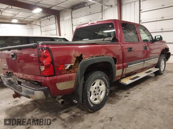 2006 Chevrolet Silverado 1500 LT1 с VIN 2GCEK13T861135557, выставлен на аукционе IAAI как лот 42057498 с пробегом 174 440 миль миль и . История ставок и продаж доступна на DreamBid. Изображение 4.