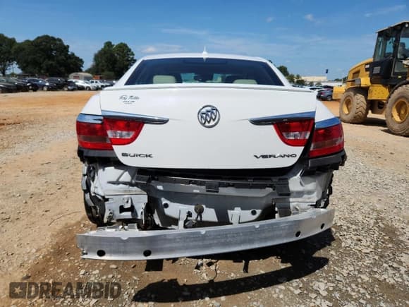 ✅ 2014 Buick Verano Group • VIN: 1G4PS5SK0E4220688 • Lot: 72018295. Wystawiony na Copart z przebiegiem 29 201 mil. Bezpłatny archiwum sprzedaży aukcyjnych z USA i szczegółowy raport historii pojazdu na DreamBid. Zdjęcie 6.