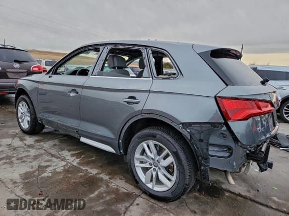 ✅ 2020 Audi Q5 Premium • VIN: WA1ANAFY8L2050110 • Lot: 94775995. Wystawiony na Copart z przebiegiem 35 292 mil. Bezpłatny archiwum sprzedaży aukcyjnych z USA i szczegółowy raport historii pojazdu na DreamBid. Zdjęcie 2.